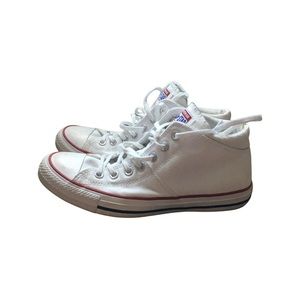Size 10 women’s Converse